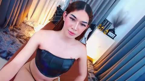 Snapshot of kendrahunter_____ chatting on February 12, 2:35 am Kendra online show from February 12, 2:35 am