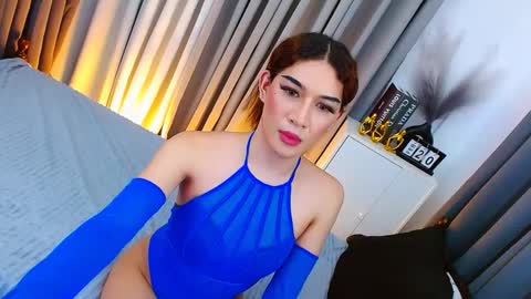 Snapshot of kendrahunter_____ chatting on February 20, 1:30 pm Kendra online show from February 20, 1:30 pm