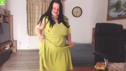 Snapshot of kendrasecrets chatting on December 5, 5:31 pm Kendra online show from December 5, 5:31 pm