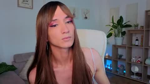 kendry_fox420_ online show from June 17, 6:31 pm