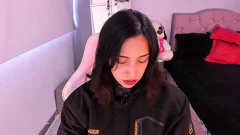  01  online show from December 19, 11:39 am