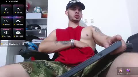 Snapshot of kenn_blake1 chatting on October 15, 2:39 pm blake online show from October 15, 2:39 pm