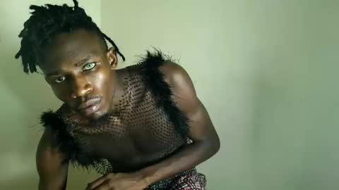 Kenia online show from December 18, 4:24 pm