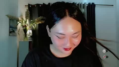 Snapshot of kennaxx69 chatting on November 12, 2:34 am kennaxx69 online show from November 12, 2:34 am