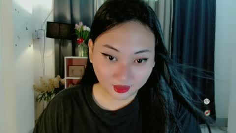 Snapshot of kennaxx69 chatting on May 29, 12:08 am kennaxx69 online show from May 29, 12:08 am