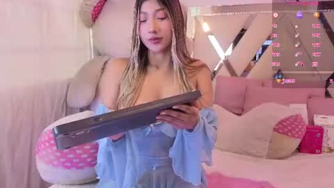 kenndal_tay online show from June 12, 7:35 pm