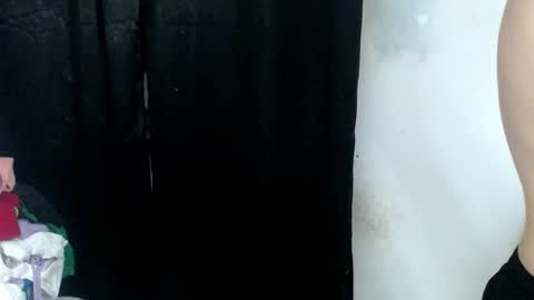Snapshot of kennerfox77 chatting on May 15, 8:54 am Kennfox777 online show from May 15, 8:54 am