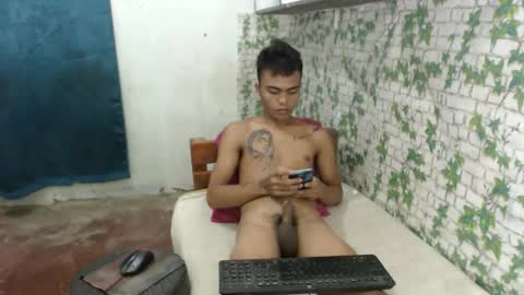 kenneth_jeey online show from March 12, 2:12 pm