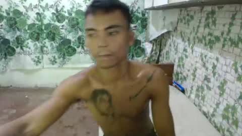 kenneth_jeey online show from May 10, 10:42 am