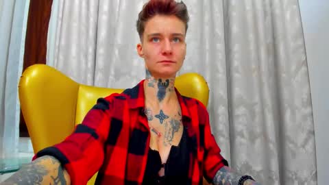 Snapshot of kennyandsellena chatting on November 21, 8:40 pm Sellena and Kenny online show from November 21, 8:40 pm