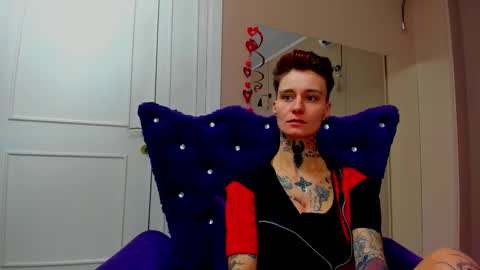 Snapshot of kennyandsellena chatting on November 24, 8:19 pm Sellena and Kenny online show from November 24, 8:19 pm