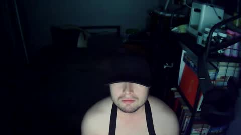 Snapshot of kennystark chatting on January 21, 7:04 am kennystark online show from January 21, 7:04 am