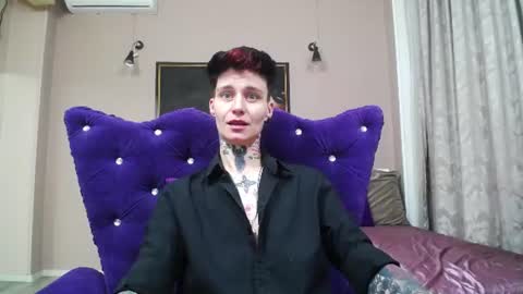 Snapshot of kennyvibe chatting on June 16, 7:00 am kennyvibe online show from June 16, 7:00 am