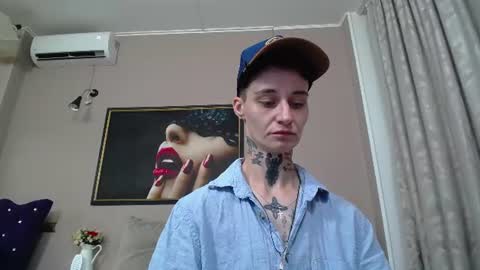Snapshot of kennyvibe chatting on July 8, 11:48 am kennyvibe online show from July 8, 11:48 am