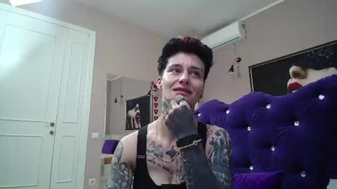 Snapshot of kennyvibe chatting on July 27, 1:18 pm kennyvibe online show from July 27, 1:18 pm