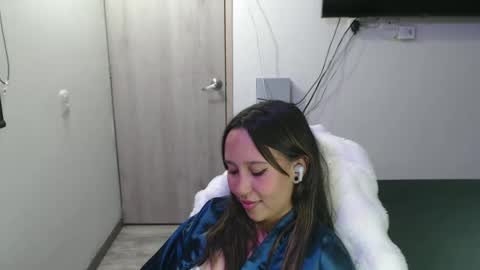 Snapshot of kenshi2302 chatting on November 6, 9:05 pm kenshi2302 online show from November 6, 9:05 pm