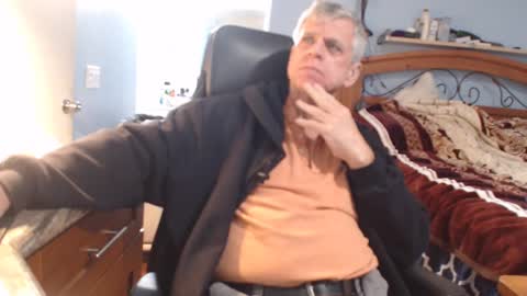 Snapshot of kent_ham chatting on January 8, 12:38 am kent_ham online show from January 8, 12:38 am