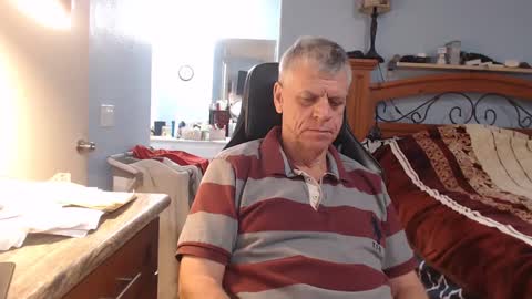 Snapshot of kent_ham chatting on February 26, 1:21 am kent_ham online show from February 26, 1:21 am