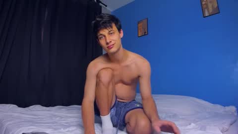 Snapshot of kenter_parker chatting on January 13, 3:12 am Peter online show from January 13, 3:12 am