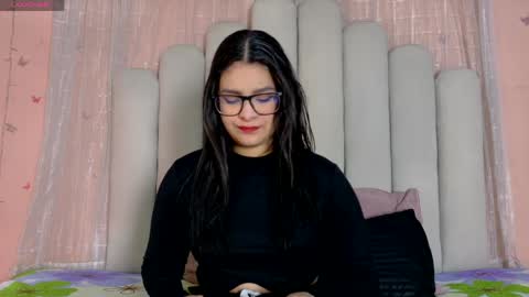 Snapshot of keny_williams chatting on May 10, 3:12 am Keny online show from May 10, 3:12 am