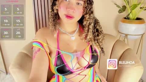 Keny Kitty  Onlyfans Kenayfoxx online show from January 11, 6:56 am