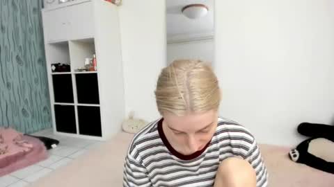 Kenzie online show from July 12, 1:46 pm