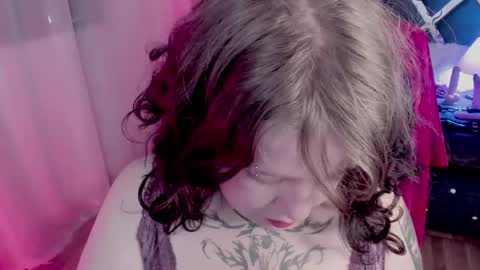 Kenzie online show from March 5, 8:21 pm