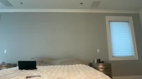 Snapshot of kenziesmithh chatting on November 20, 11:37 pm kenziesmithh online show from November 20, 11:37 pm