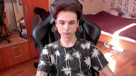 Snapshot of keorinav chatting on October 7, 11:07 am Looking for a moderator I PVT IS OPEN online show from October 7, 11:07 am