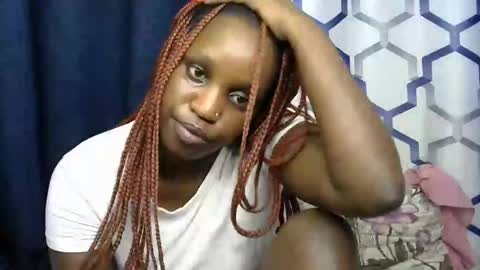 kering_lovly online show from October 25, 8:25 pm