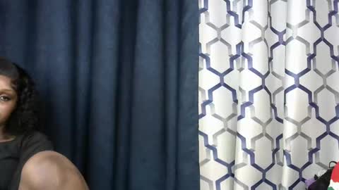 kering_lovly online show from December 20, 7:10 pm