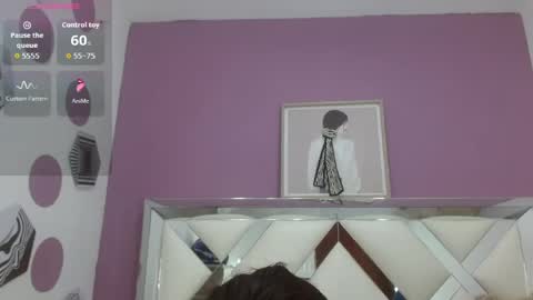 Snapshot of kerly_doll chatting on July 18, 12:20 pm K E R L Y online show from July 18, 12:20 pm