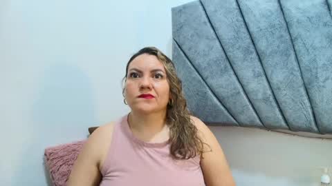 Snapshot of kerly_mature42 chatting on June 5, 1:50 pm KERLY online show from June 5, 1:50 pm