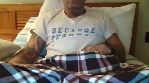 Snapshot of kermitgp3 chatting on December 3, 8:51 pm Anton online show from December 3, 8:51 pm