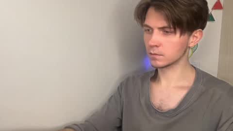 Kero online show from February 19, 8:05 pm