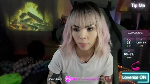 Snapshot of kerry_kirk chatting on December 17, 11:33 pm Kerry online show from December 17, 11:33 pm