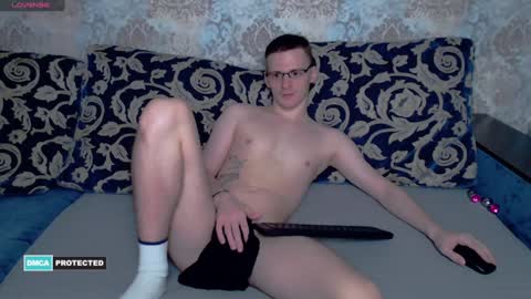 Snapshot of kerry_slay chatting on December 9, 1:51 am Kerry online show from December 9, 1:51 am