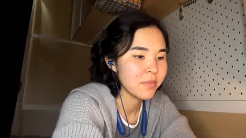 Jenny  online show from March 25, 7:47 am