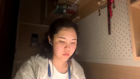 Jenny  online show from May 4, 10:17 pm
