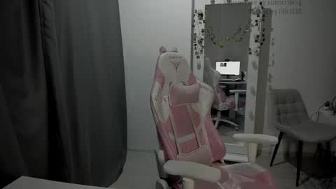 kesh_mne online show from September 12, 3:45 pm