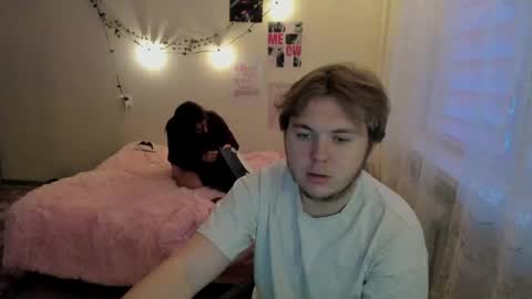 kesh_mne online show from April 30, 4:46 pm