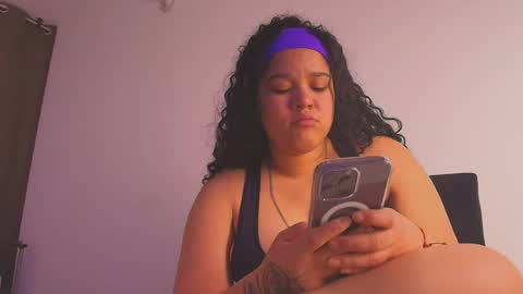 Snapshot of kesha_rosse_ chatting on June 2, 6:59 am KESHA online show from June 2, 6:59 am