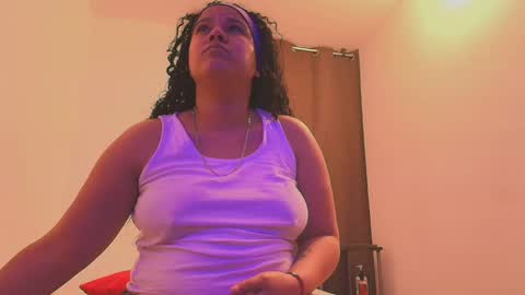 Snapshot of kesha_rosse_ chatting on June 3, 7:55 am KESHA online show from June 3, 7:55 am