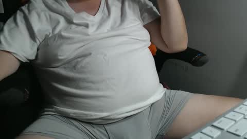 Snapshot of kev92569 chatting on November 21, 1:15 am kev92569 online show from November 21, 1:15 am