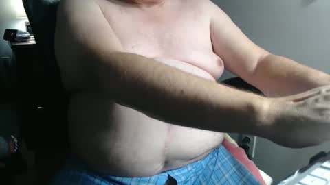 Snapshot of kev92569 chatting on December 3, 12:51 am kev92569 online show from December 3, 12:51 am