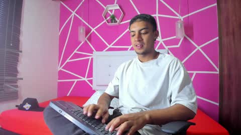   online show from December 2, 8:44 pm