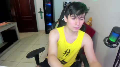 Kevin online show from April 25, 11:35 pm