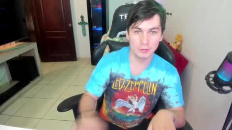 Kevin online show from April 27, 11:14 pm