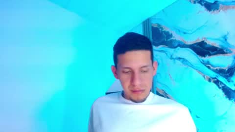 Snapshot of kevin__max_ chatting on June 20, 7:16 pm Kev online show from June 20, 7:16 pm