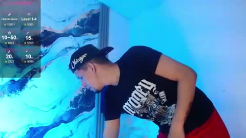 Snapshot of kevin__max_ chatting on July 17, 7:30 pm Kev online show from July 17, 7:30 pm